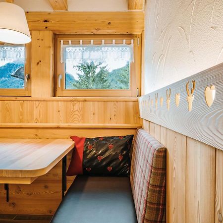 Chalet Pineta Relax Location Canazei Eksteriør bilde