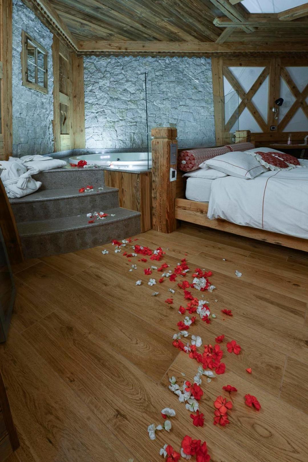 Chalet Pineta Relax Location Canazei Eksteriør bilde